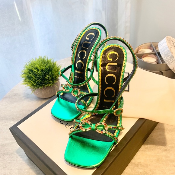 ❌SOLD❌Gucci Carmen Crystal-Embellished Metallic Leather Sandals In Jasmine Green - Picture 2 of 11